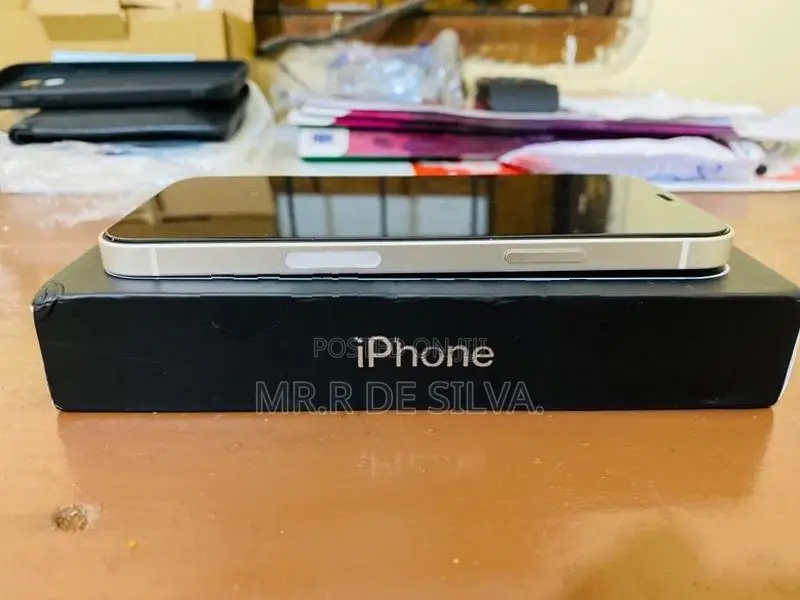 Apple iPhone 12 LLA (Used)
