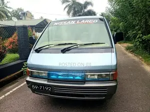 Nissan Largo 1992