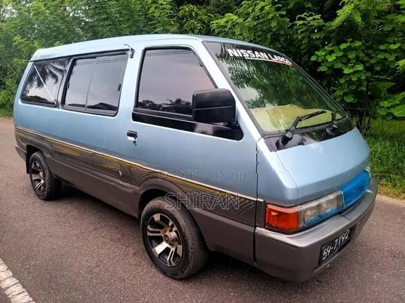 Nissan Largo 1992