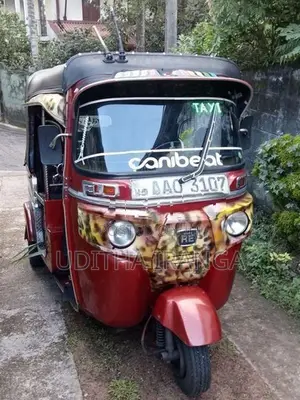 Bajaj RE 2014