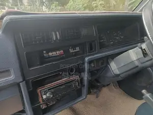 Nissan Largo 1992