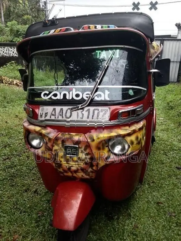 Bajaj RE 2014