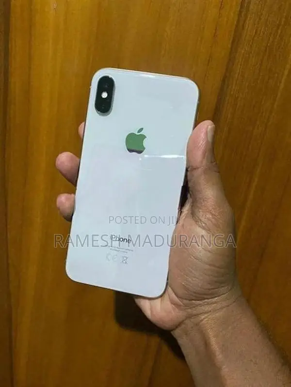 Apple iPhone XS 64gb (Used)