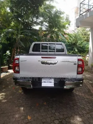Toyota Hilux 2025