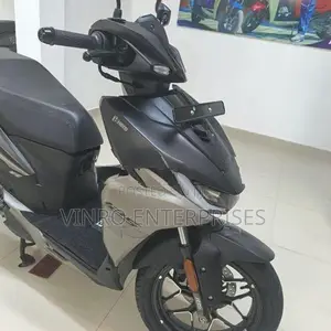 Hero XOOM 125R 2026