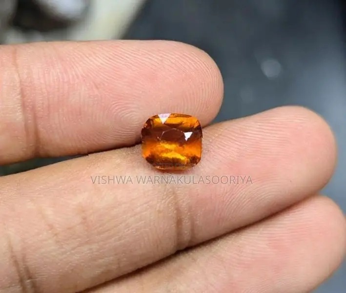 Natural Hessonite Garnet (Gomedha)