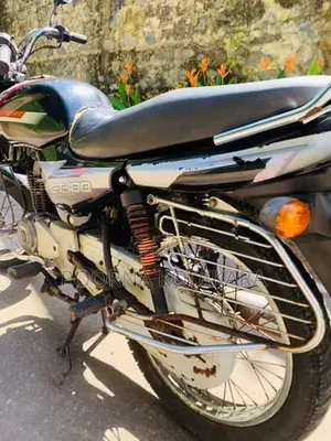 Bajaj CT100 2021