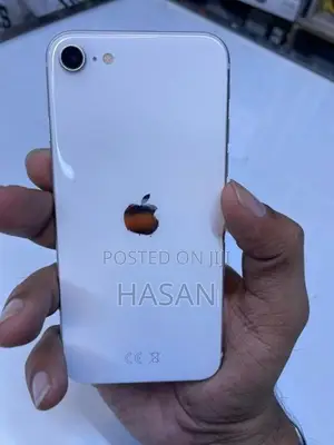 Apple iPhone SE 2 (Used)