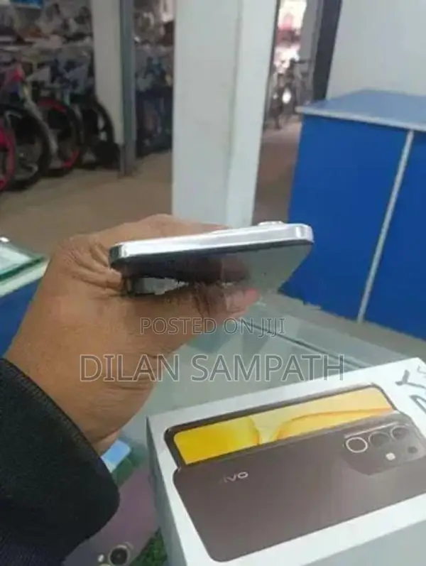 Vivo Y29 (Used)