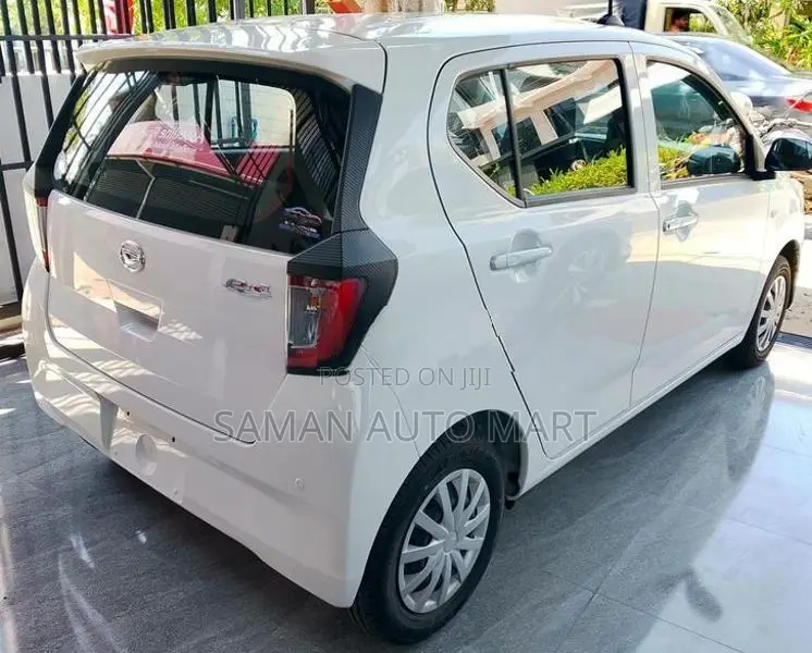 Daihatsu Mira 2024