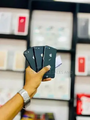 Apple iPhone 8 (Used)