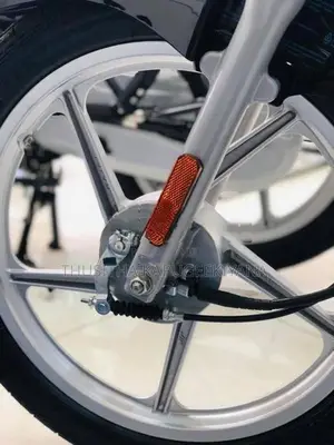 Bajaj CT100 2026