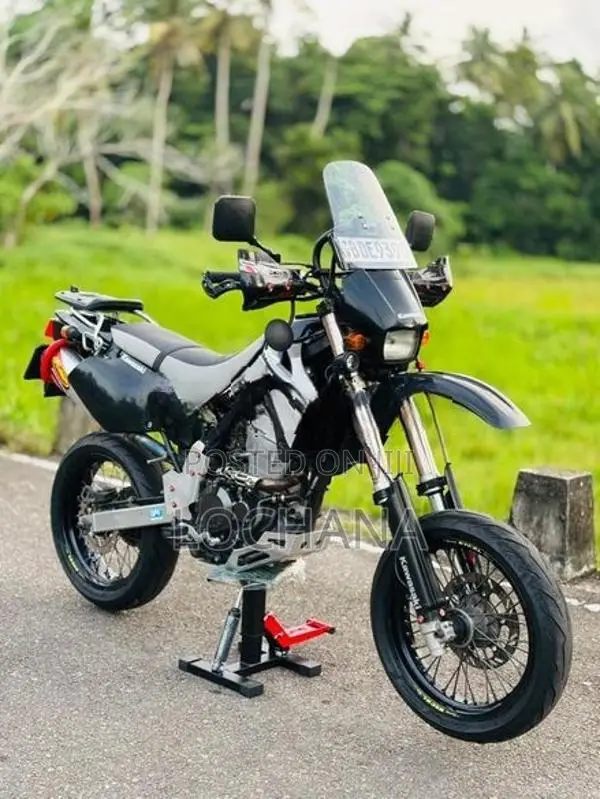 Kawasaki D Tracker 2016