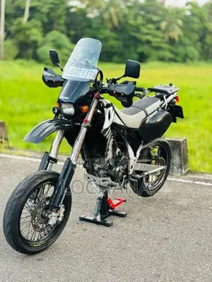 Kawasaki D Tracker 2016