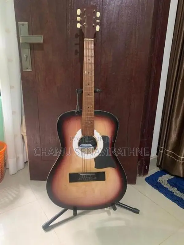 Box Guitar