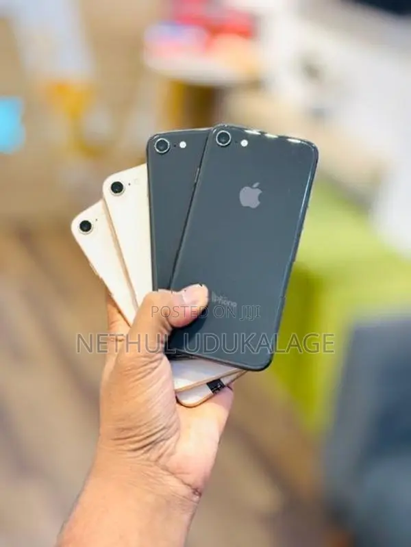 Apple iPhone 8 64GB (Used)