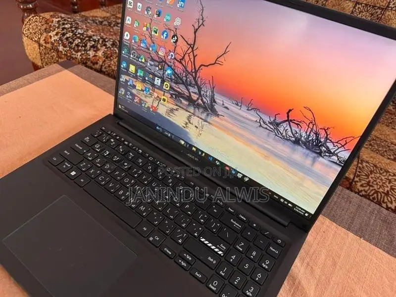 Asus Vivobook i7 13th Gen 16GB RAM