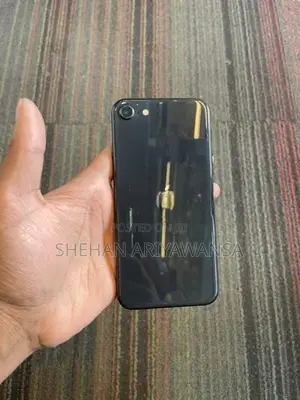 Apple iPhone SE 2 (Used)