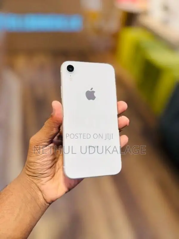 Apple iPhone XR 128GB (Used)