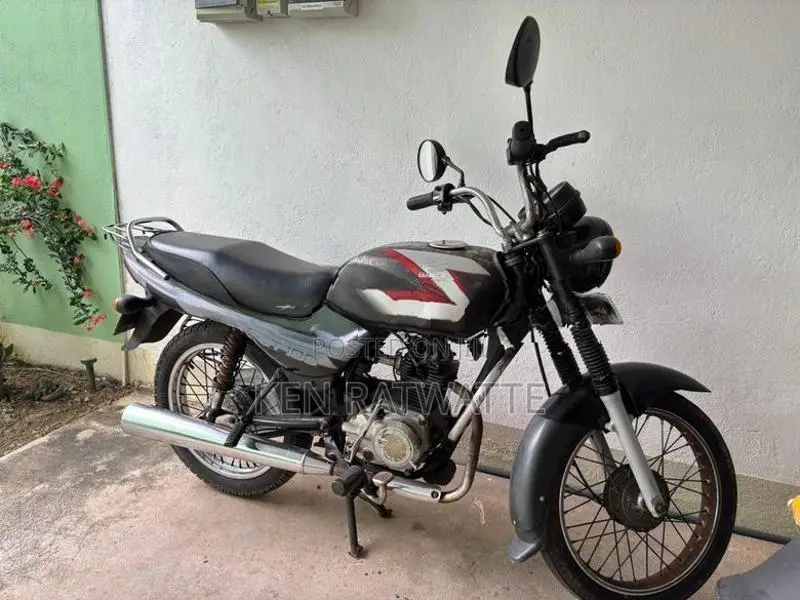 Bajaj CT100 2006