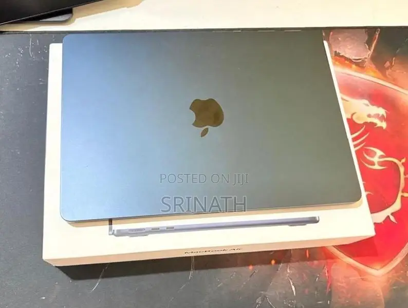 Apple Macbook Air M2 8GB 512GB