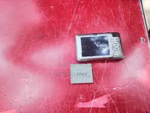 Canon IXUS 115 HS