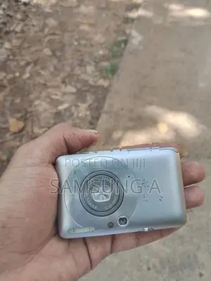 Canon IXUS 115 HS