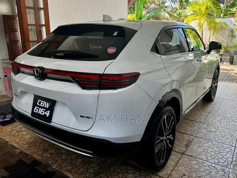 Honda Vezel Z Premium 2025