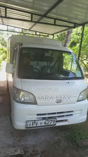 Daihatsu Hijet 2013
