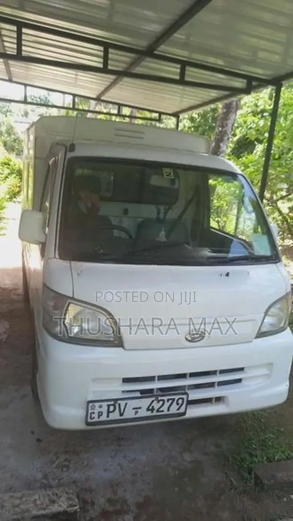Daihatsu Hijet 2013