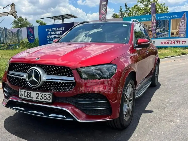 Mercedes Benz GLE 300D AMG Premium Plus 2019