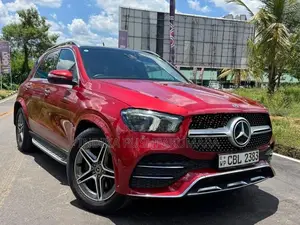 Mercedes Benz GLE 300D AMG Premium Plus 2019