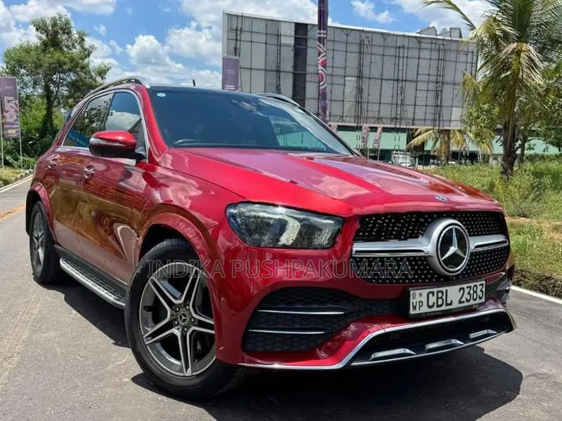 Mercedes Benz GLE 300D AMG Premium Plus 2019