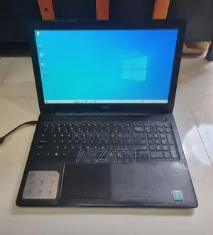 Dell Pentlum Gold Laptop 8GB RAM DD4 500GB Hard Disk