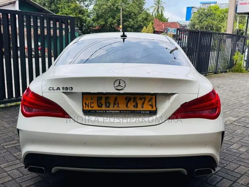Mercedes Benz CLA 180 AMG Line 2016