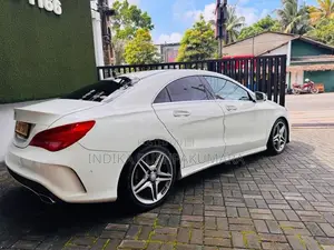 Mercedes Benz CLA 180 AMG Line 2016