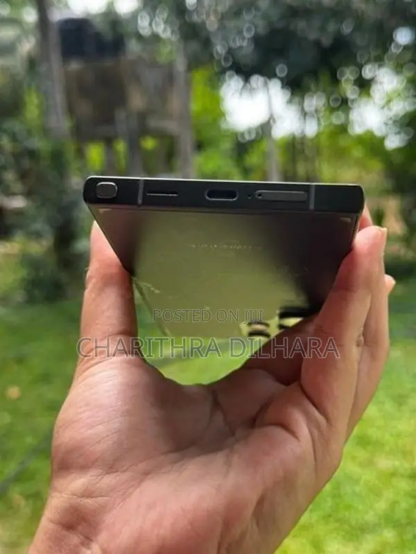 Samsung Galaxy S24 Ultra (Used)