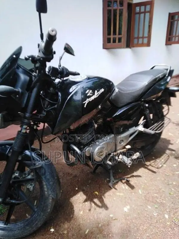 Bajaj Pulsar 150 Pulser 2014