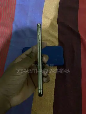 Apple iPhone XS (Used)