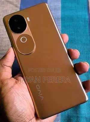 Vivo V40e 8GB 256GB 5G (Used)