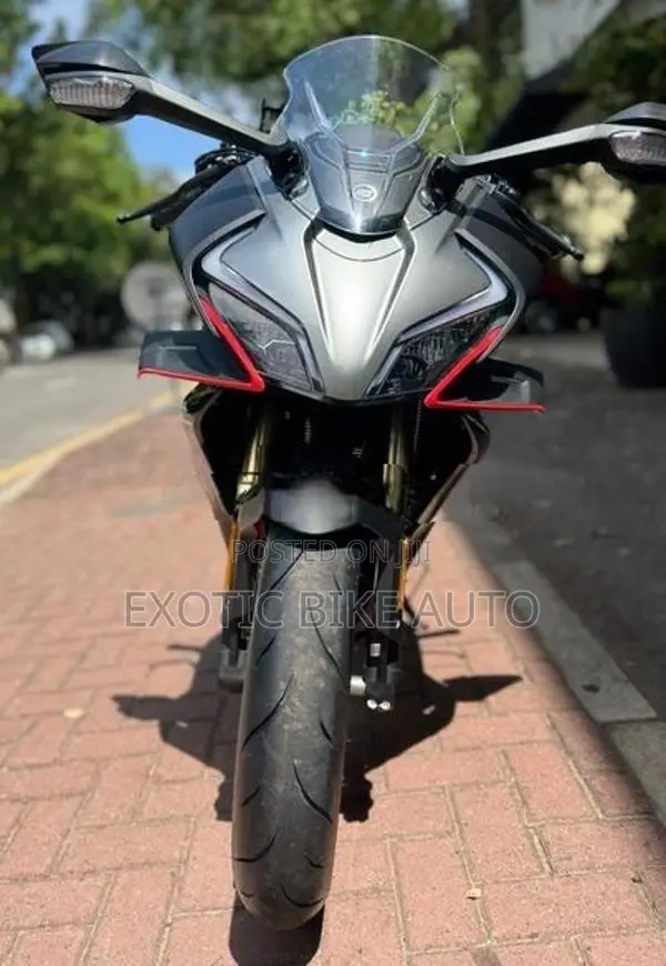 CF Moto SR S-450 2025
