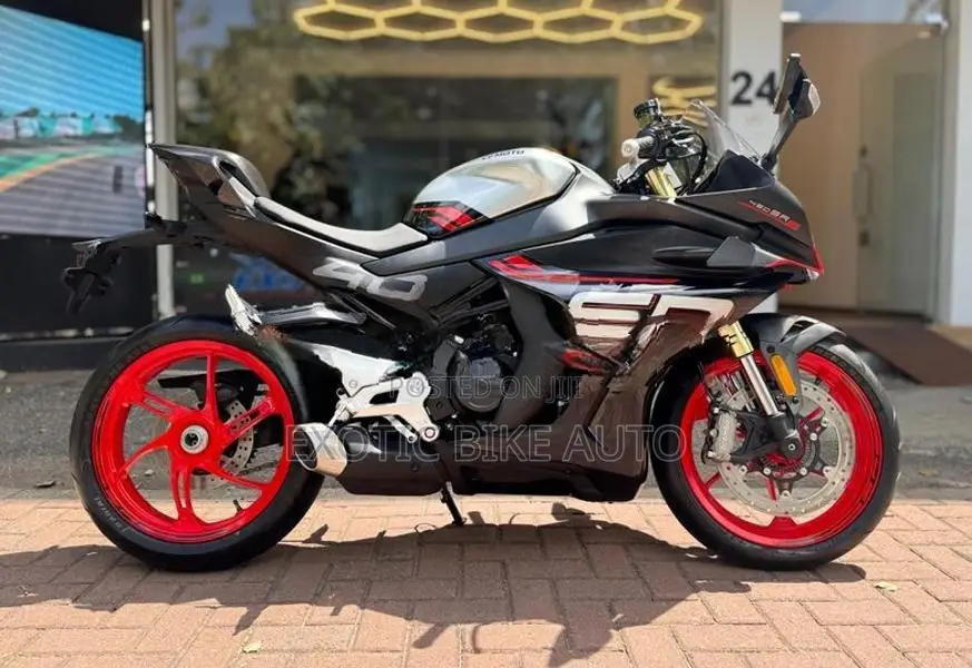 CF Moto SR S-450 2025