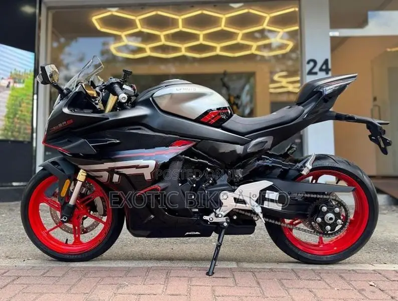 CF Moto SR S-450 2025