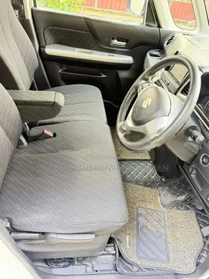 Suzuki Spacia Power door 2016