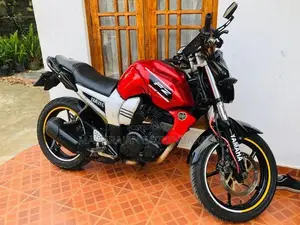 Yamaha FZ S V1 2011