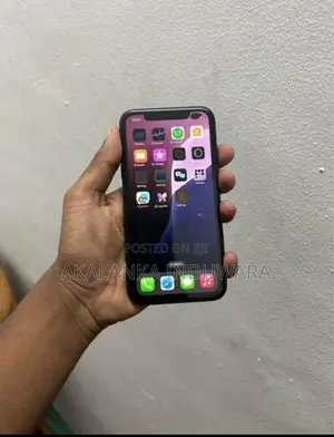 Apple iPhone XR (Used)