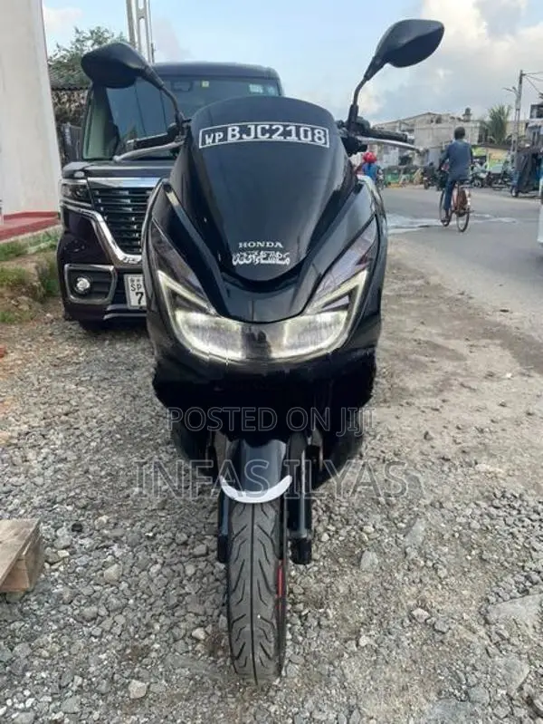 Honda PCX 150 2021