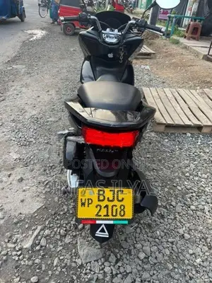 Honda PCX 150 2021