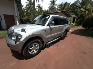 Mitsubishi Montero 2000