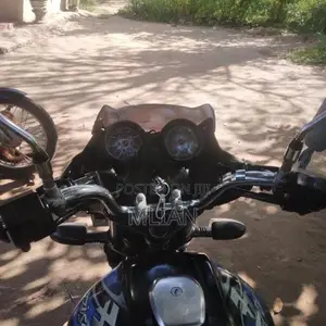 Bajaj Discover 2011